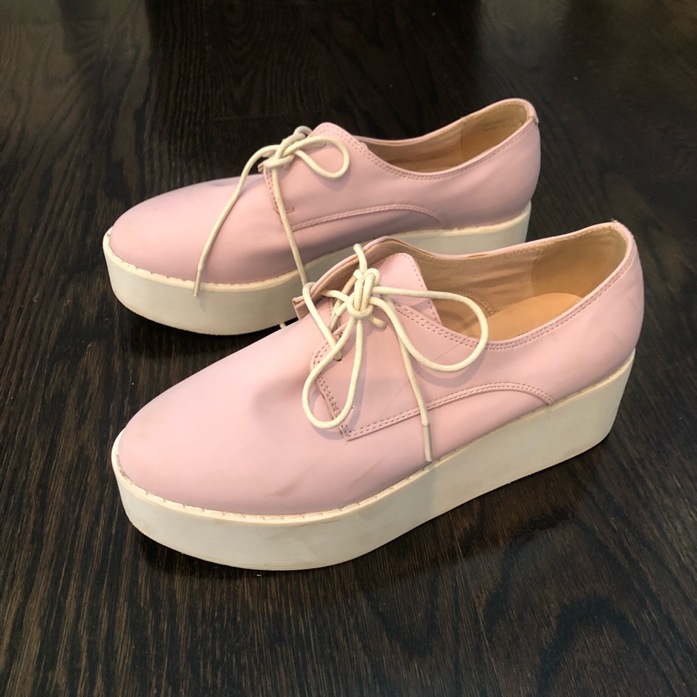 Topshop “Kisser Eva” Pink Platform Sneaker (38)